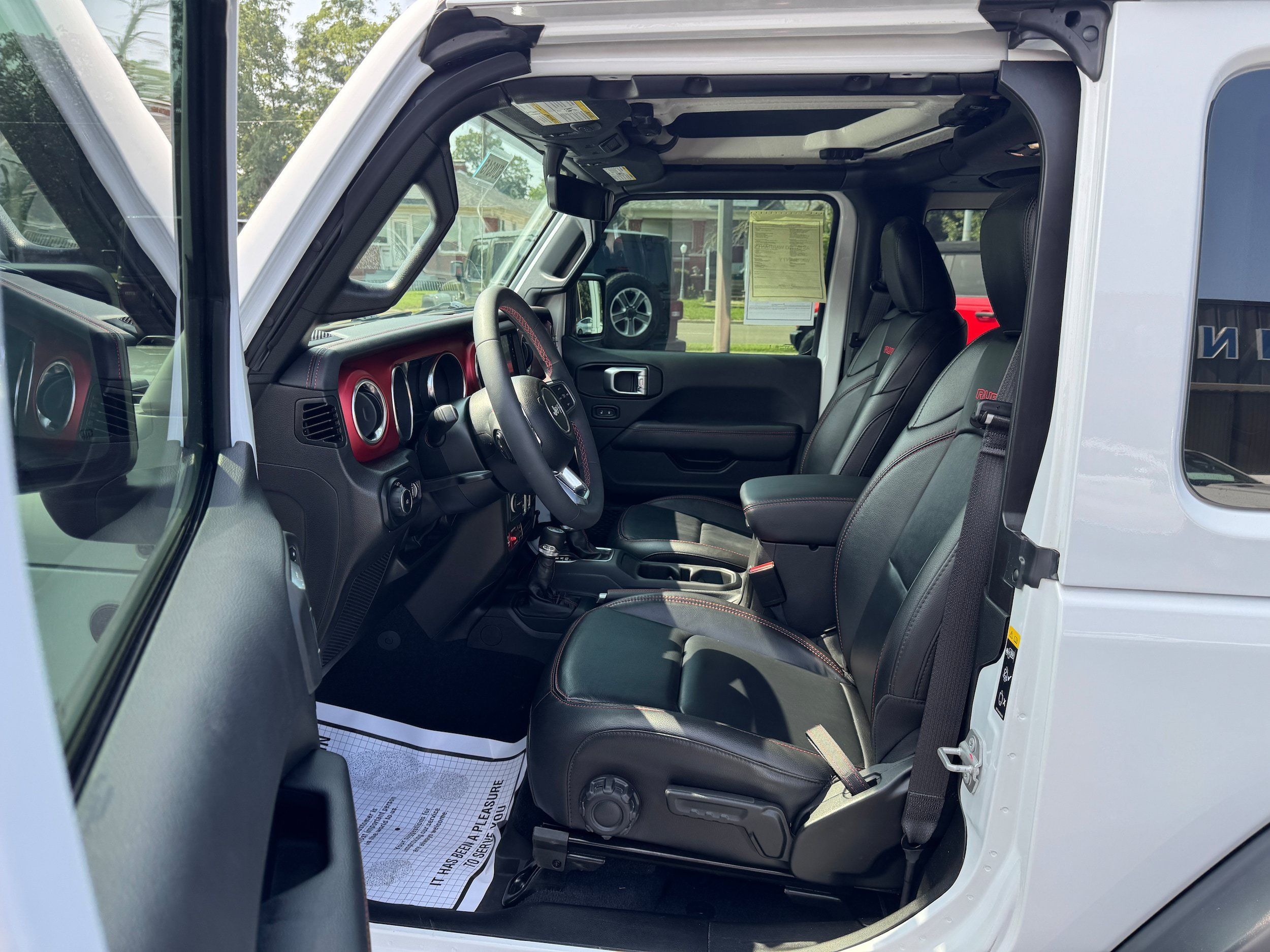 Used 2023 Jeep Wrangler Rubicon AWD/4WD image 10