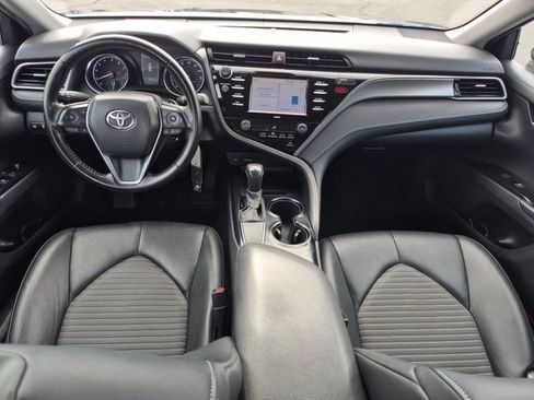 Used 2020 Toyota Camry SE image 15