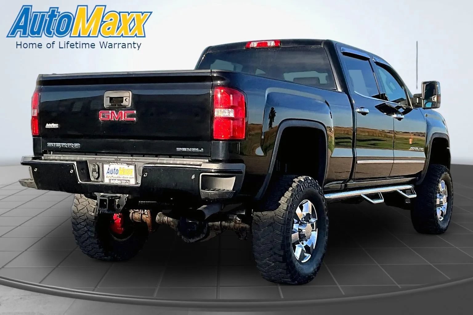 Used 2016 GMC Sierra 3500 Denali w/ Snow Plow Prep Package AWD/4WD image 9