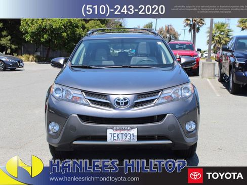 Used 2014 Toyota RAV4 XLE AWD/4WD image 4