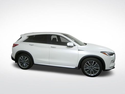 Used 2024 INFINITI QX50 Autograph AWD/4WD image 2
