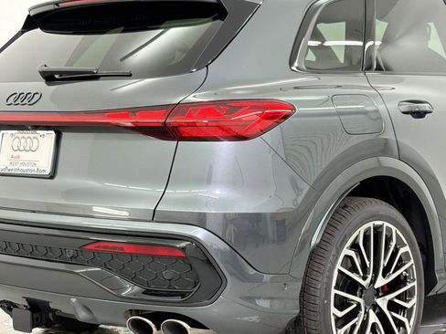 New 2026 Audi SQ5 Prestige AWD/4WD image 13