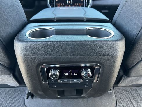 New 2026 GMC Yukon Denali w/ Sun & Power Step Package image 22