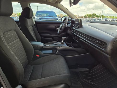 Used 2024 Honda HR-V LX image 25