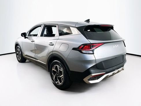 Used 2023 Kia Sportage LX image 6