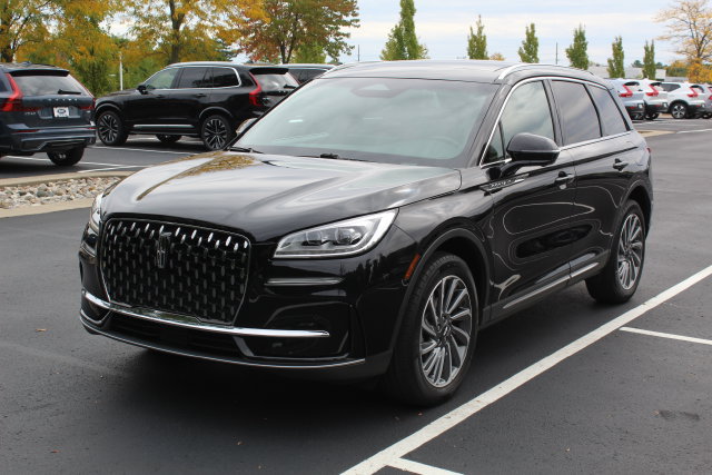 Certified 2023 Lincoln Corsair Reserve w/ Equipment Group 201A AWD/4WD image 9