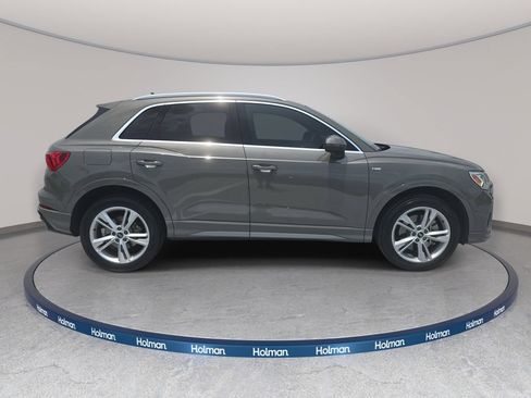Used 2021 Audi Q3 2.0T Premium Plus w/ Premium Plus Package AWD/4WD image 5