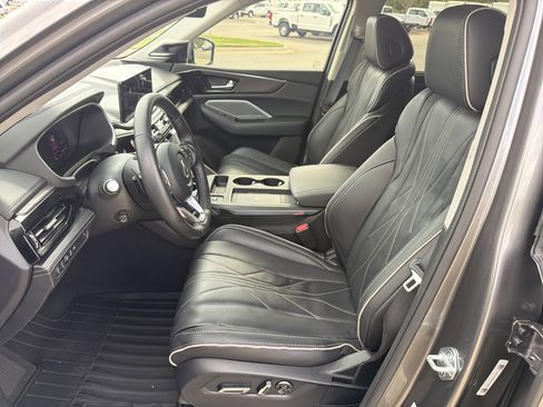 Used 2025 Acura MDX SH-AWD w/ Advance Package image 23