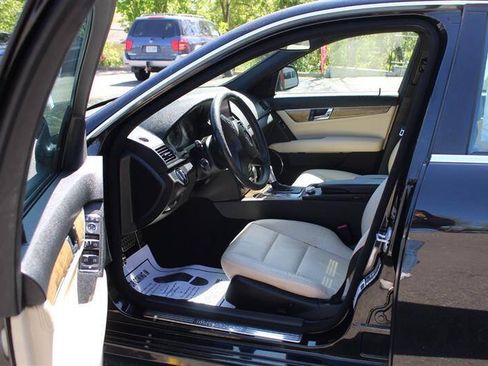 Used 2008 Mercedes-Benz C 350 Sport image 10