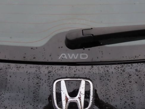 Certified 2024 Honda HR-V LX image 8