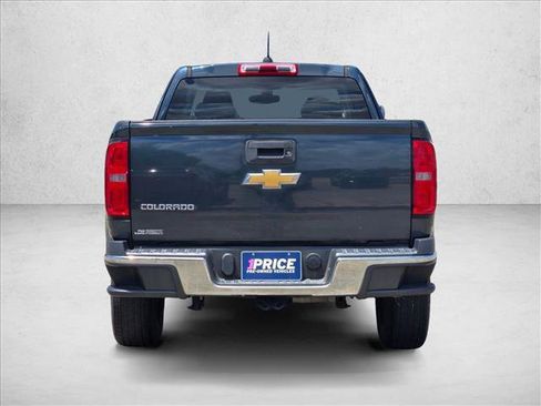 Used 2017 Chevrolet Colorado W/T RWD image 6