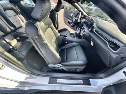 New 2025 Ford Mustang Premium image 25