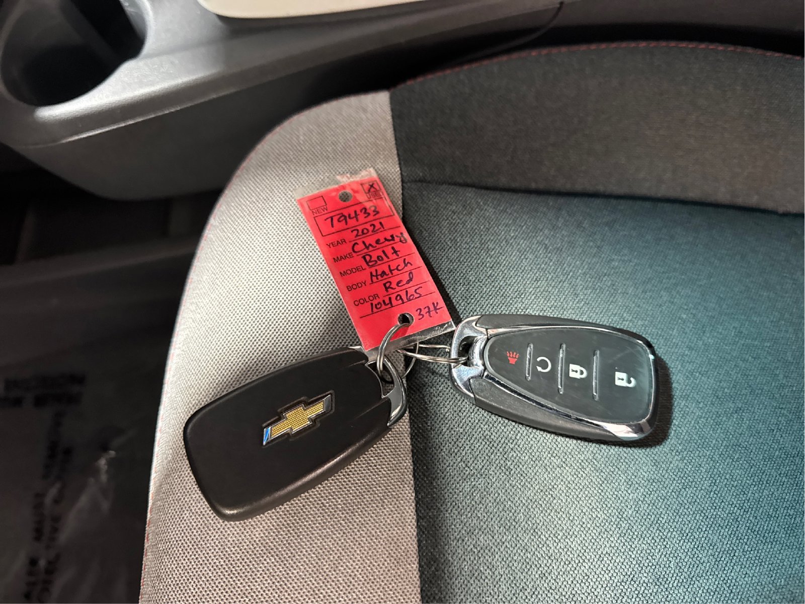 Used 2021 Chevrolet Bolt LT FWD image 29