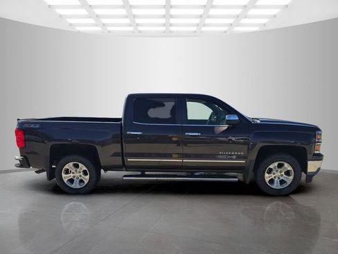 Used 2015 Chevrolet Silverado 1500 LTZ Z71 w/ LTZ Plus Package image 9