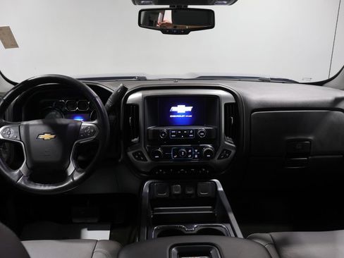 Used 2017 Chevrolet Silverado 2500 LTZ w/ Vortec Plus Package AWD/4WD image 17