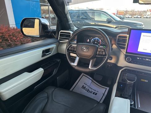 Used 2023 Toyota Sequoia Capstone image 15