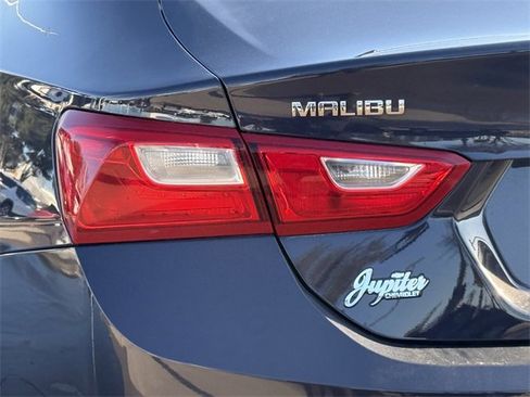 Used 2025 Chevrolet Malibu LT image 6