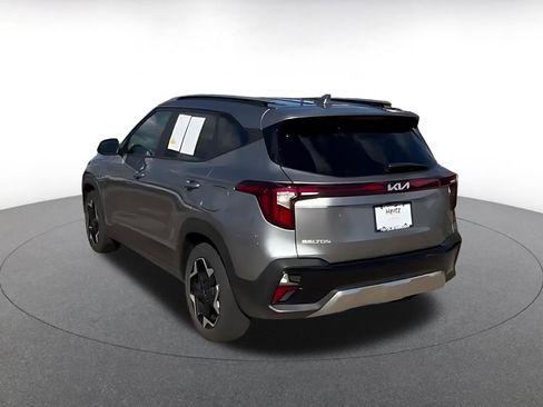 Used 2025 Kia Seltos S image 10