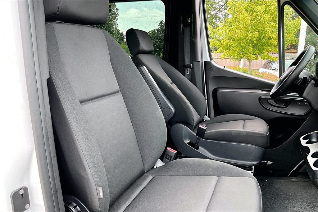 Used 2026 Mercedes-Benz Sprinter 2500 image 26