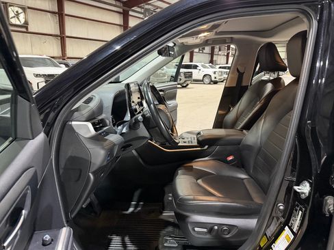 Used 2021 Toyota Highlander XLE AWD/4WD image 13