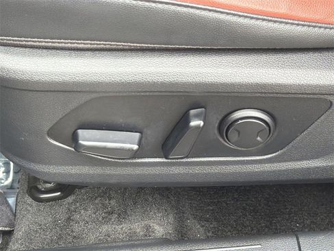 Used 2023 Kia Sportage SX Prestige image 24