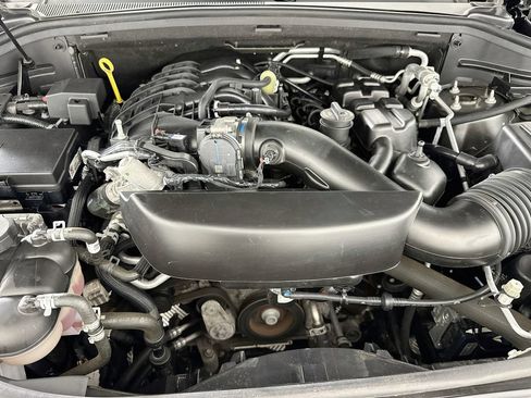Used 2024 Dodge Durango GT AWD/4WD image 32