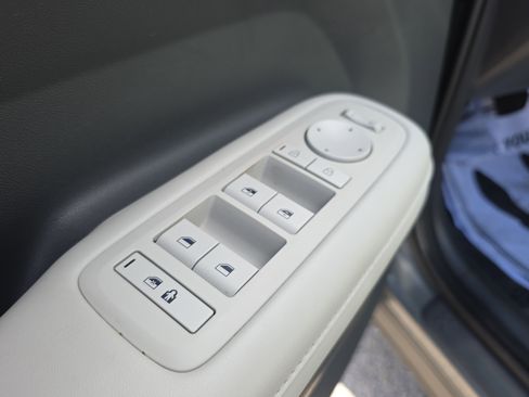 Used 2026 Hyundai Santa Fe SEL FWD image 21