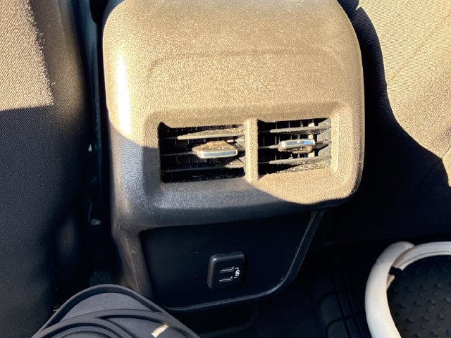 Used 2021 Chevrolet Equinox LS w/ LS Convenience Package AWD/4WD image 24