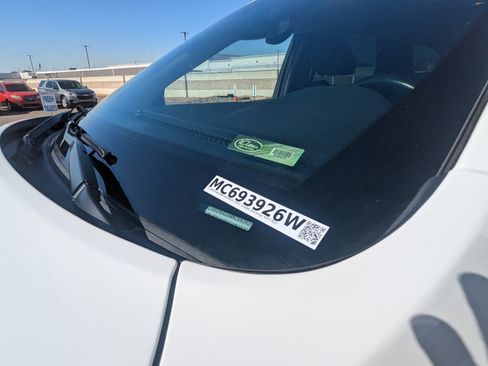 Used 2021 Dodge Durango SXT image 16