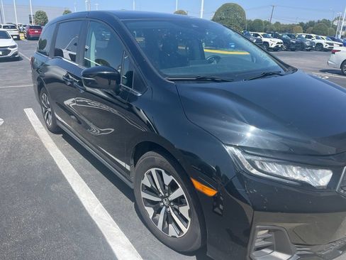 Used 2025 Honda Odyssey EX-L image 3