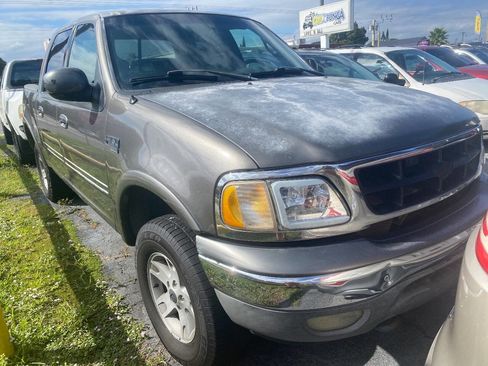 Used 2002 Ford F150 XLT image 4