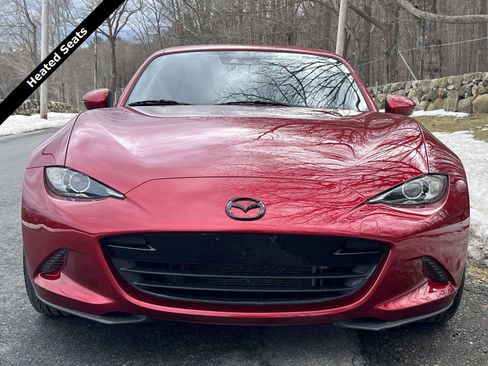 Used 2019 MAZDA MX-5 Miata RF Grand Touring image 4