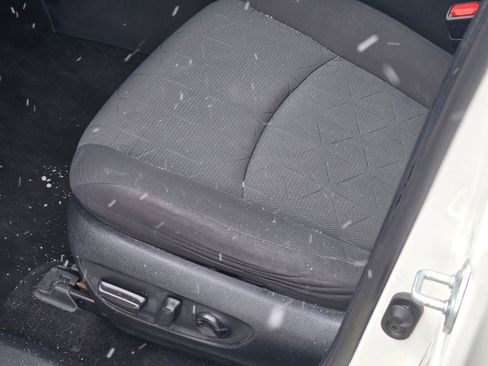 Used 2020 Toyota RAV4 XLE w/ Convenience Package image 29