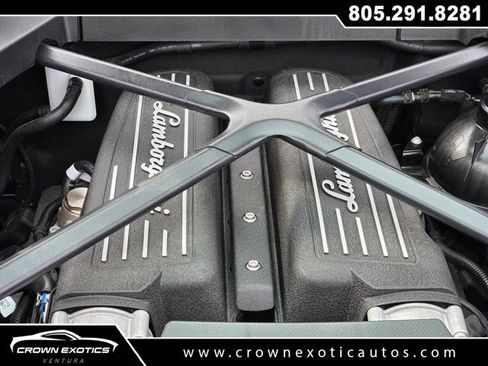 Used 2020 Lamborghini Huracan EVO image 37