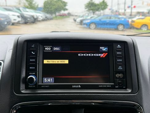 Used 2018 Dodge Grand Caravan GT FWD image 35