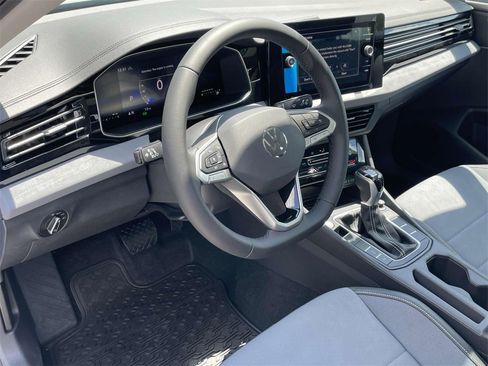 New 2025 Volkswagen Jetta SE image 15