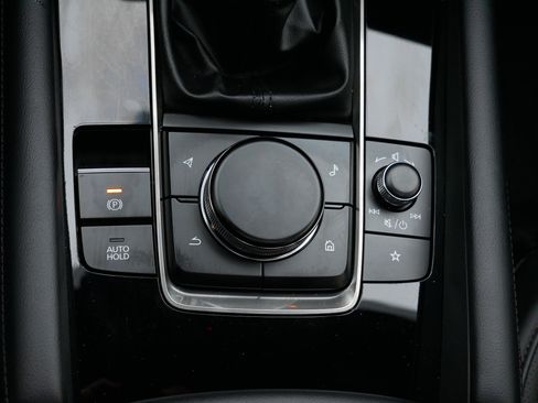 Used 2025 MAZDA MAZDA3 2.5 S Hatchback w/ Premium Pkg image 30