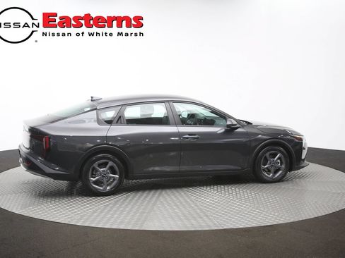 Used 2025 Kia K4 FWD image 43