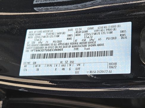 Used 2025 Ford F350 Platinum AWD/4WD image 34
