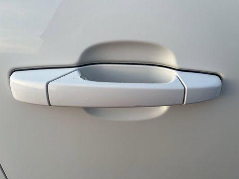 Used 2008 Chevrolet Silverado 3500 LTZ w/ EZ-Lift Tailgate Package image 51