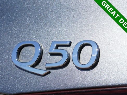 Used 2019 INFINITI Q50 Luxe w/ Essential Package (3.0T Luxe) image 8