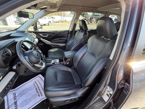Used 2022 Subaru Forester Limited image 18