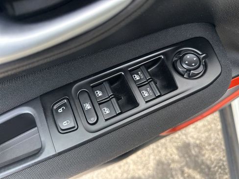 Used 2020 Jeep Renegade Sport image 12