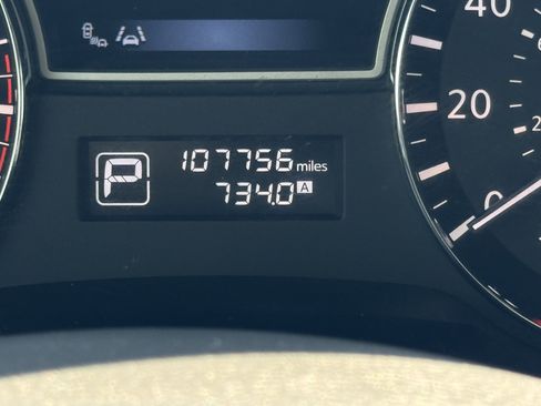 Used 2014 Nissan Altima 2.5 SL w/ Technology Package FWD image 2