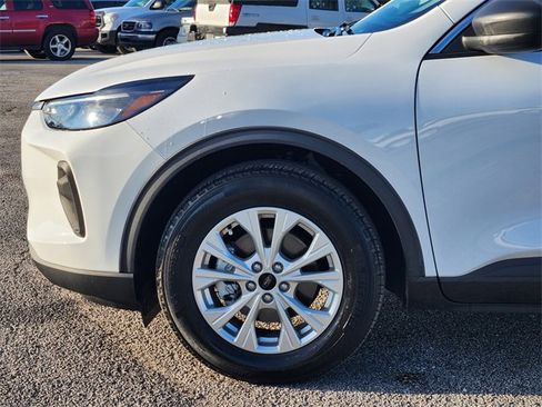 Used 2024 Ford Escape Active image 8
