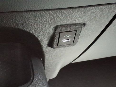 Used 2023 Toyota Corolla LE FWD image 22