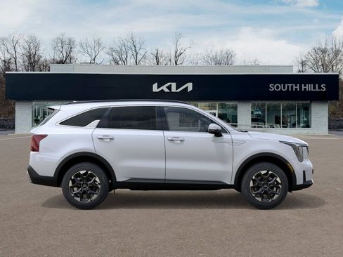 New 2026 Kia Sorento S w/ S Panoramic Sunroof Package image 7