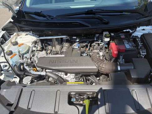 Certified 2026 Nissan Rogue SV FWD image 20