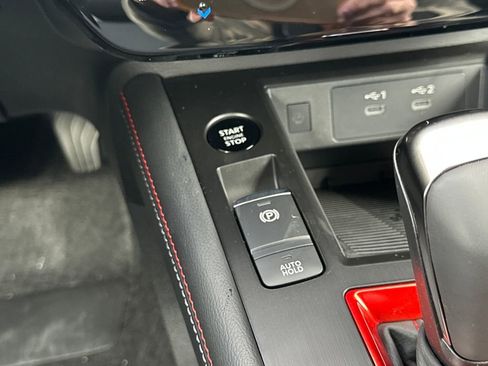 New 2026 Nissan Kicks SR w/ Cold Weather Package image 23