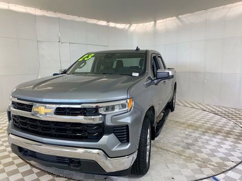 Used 2023 Chevrolet Silverado 1500 LT AWD/4WD image 20